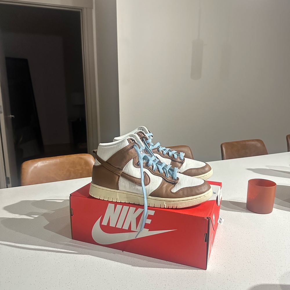 Nike Dunk High PRM Vintage Pecan Sail